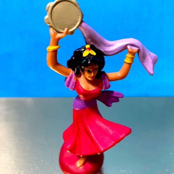 DISNEY VINTAGE 90s HUNCHBACK OF NOTRE DAME FROLLE PVC FIGURES BUNDLE OF 6 - Picture 10 of 13